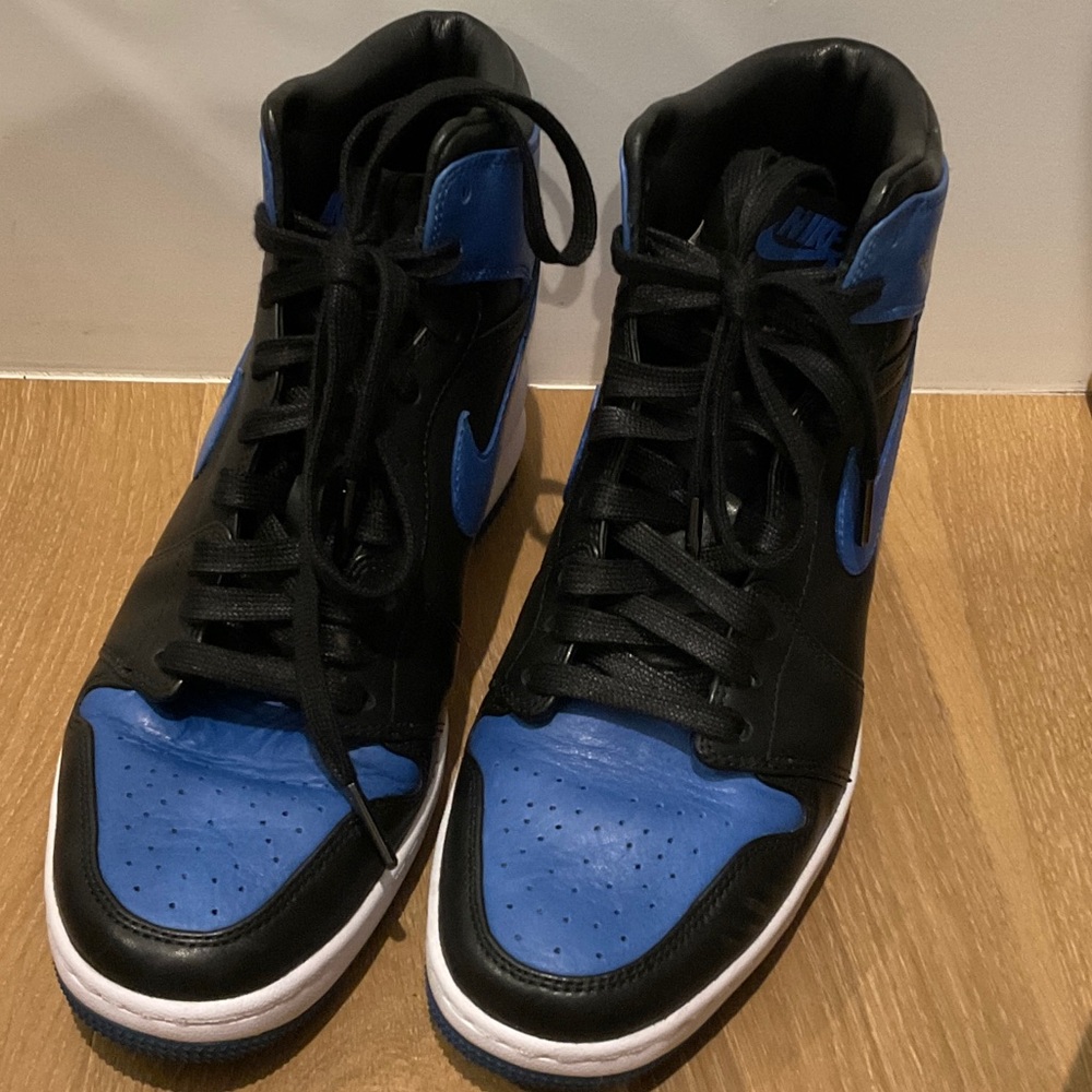 Nike Men’s Black and Blue High-Top Sneakers